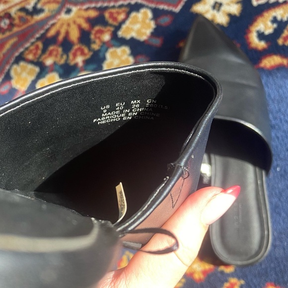 Black Slip-on Flat Mules from American Eagle - Picture 5 of 6